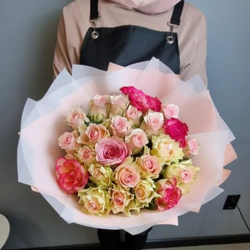 Букет из 25 роз Кения